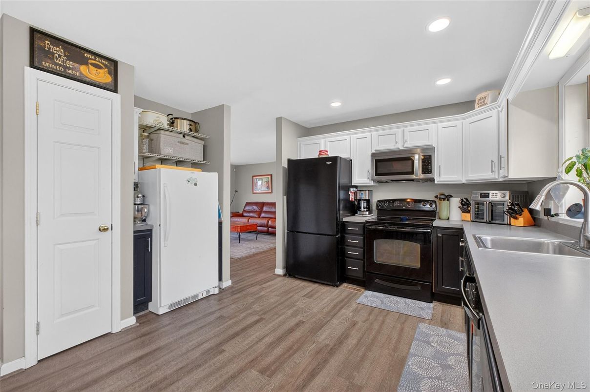 DE Listing image placeholder