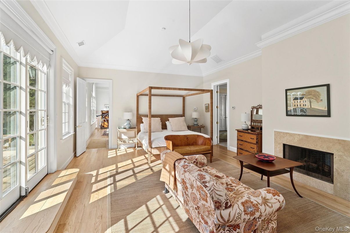 Bedroom, Fireplace, Interior, Pendant Lights, Wood Texture Flooring