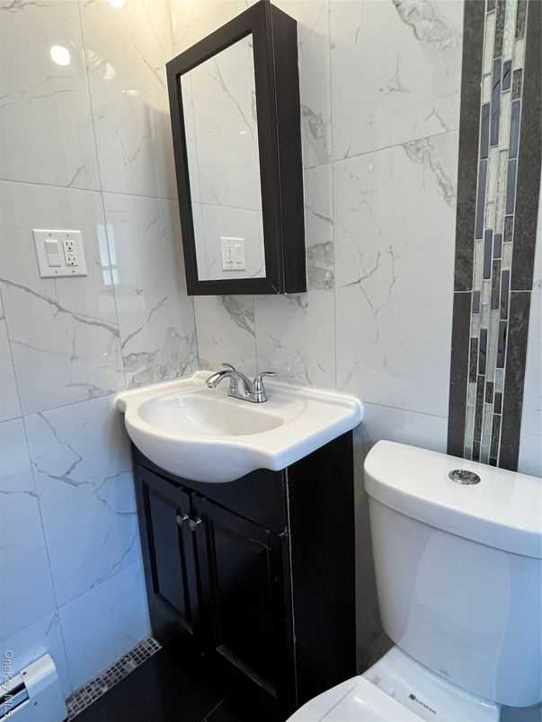 Bathroom, Interior, Marble Walls