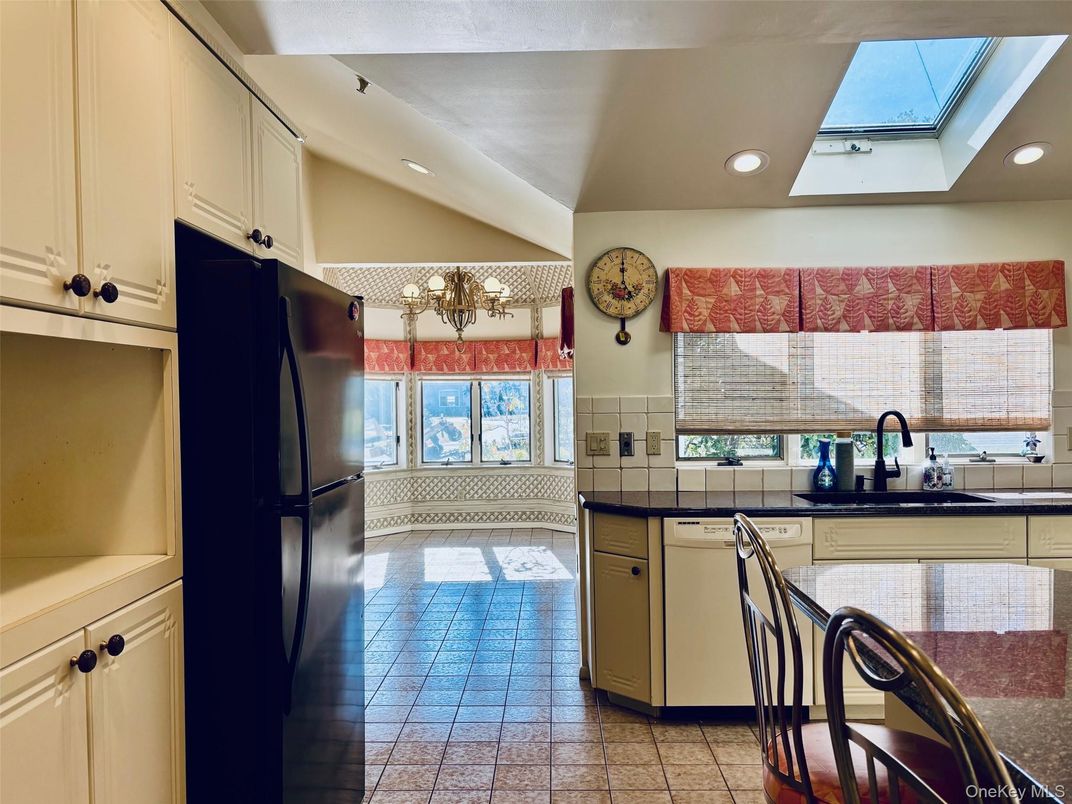 Chandelier, Glass Ceilings, Interior, Kitchen, Recessed Lighting