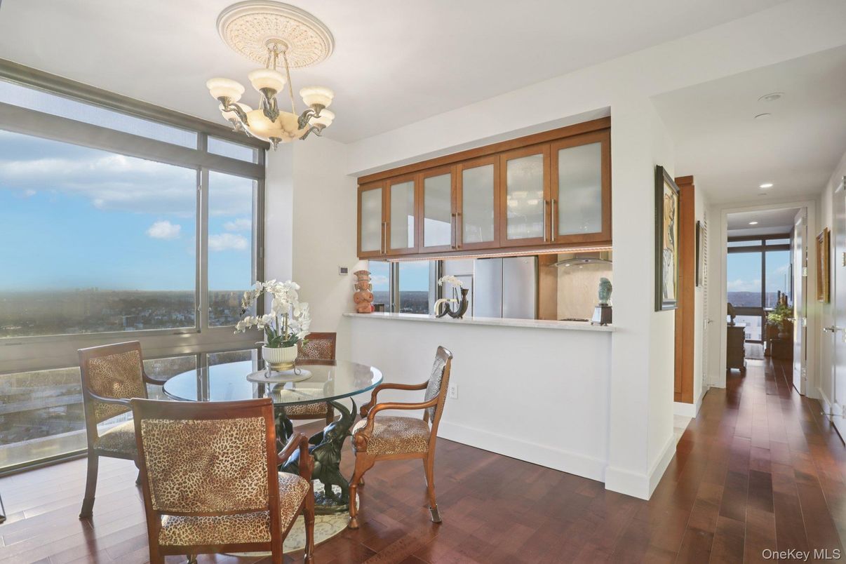 Chandelier, Dining room, Interior, Recessed Lighting, Water, Wood Texture Flooring