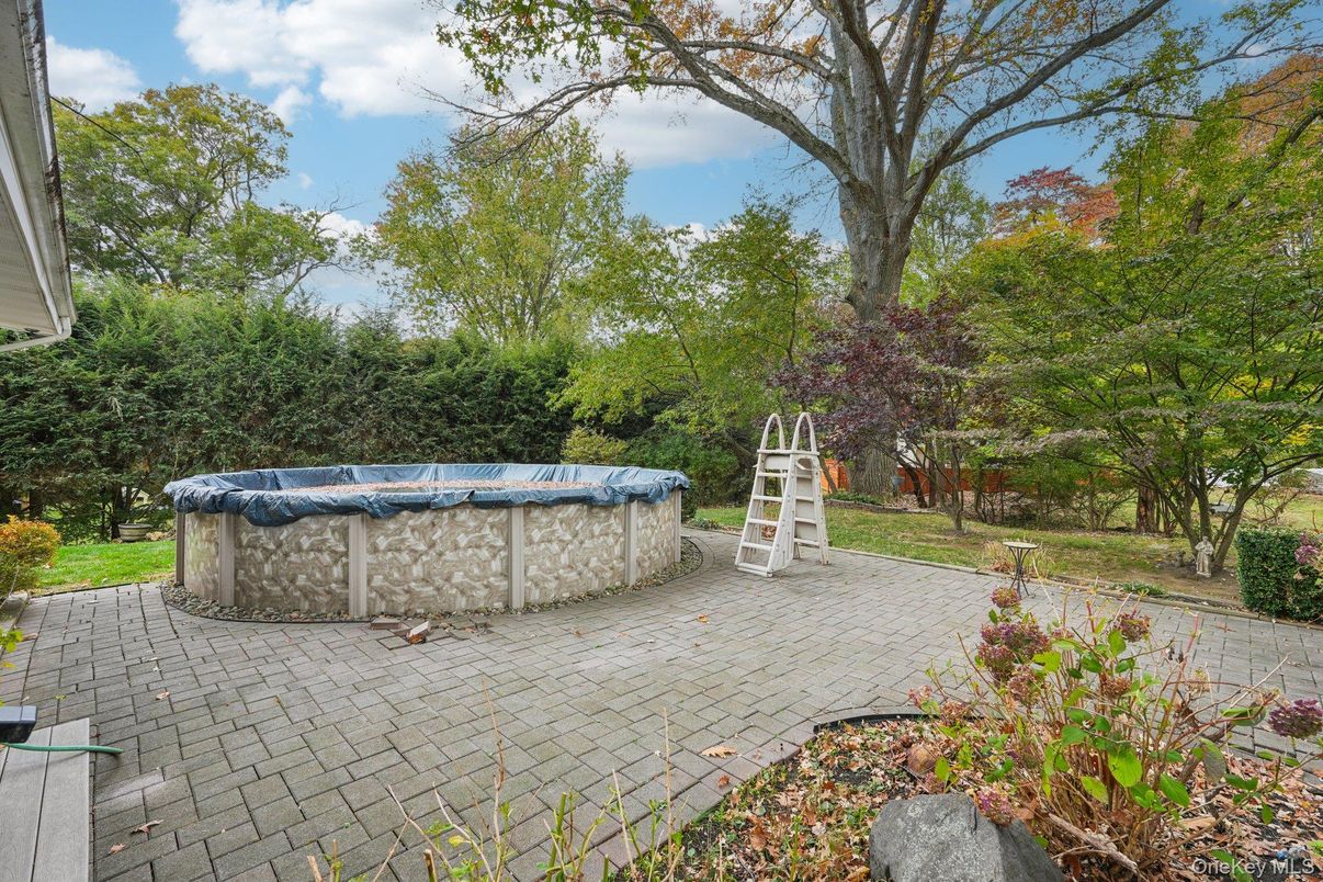 Backyard, Exterior, Hot Tub, Pool
