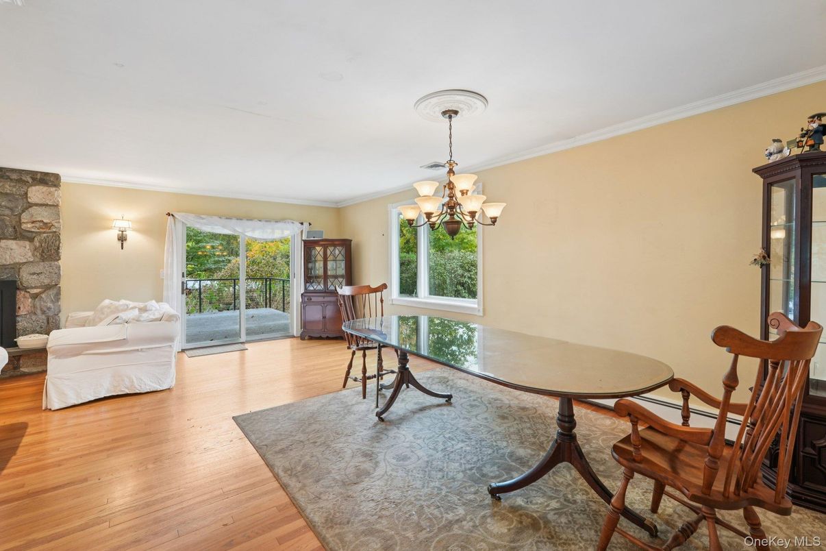 Chandelier, Dining room, Interior, Stone Walls, Wood Texture Flooring