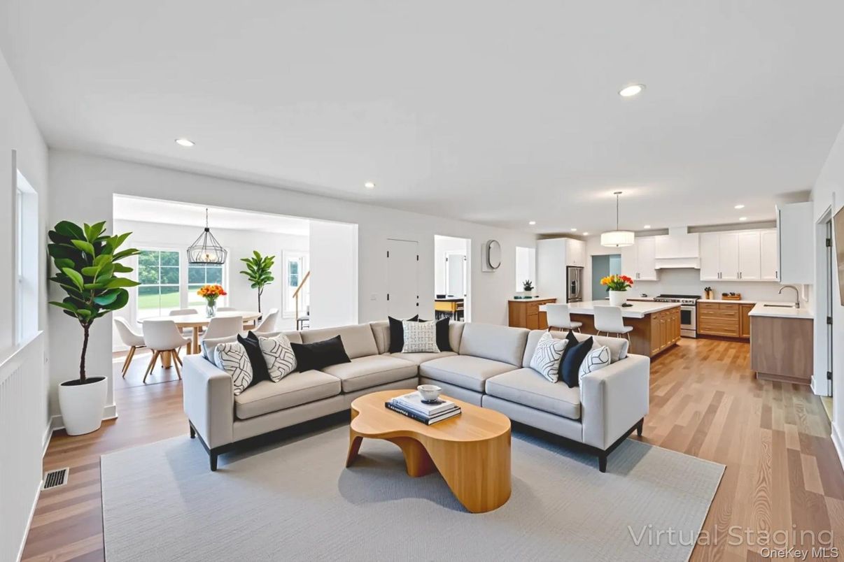 Dining room, Interior, Kitchen, Living room, Pendant Lights, Recessed Lighting, Wood Texture Flooring