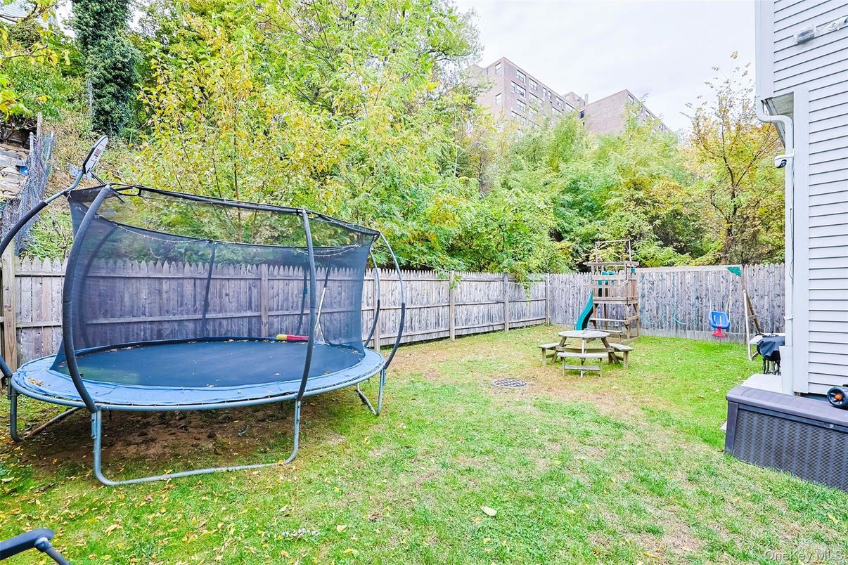 Backyard, Exterior, Playground