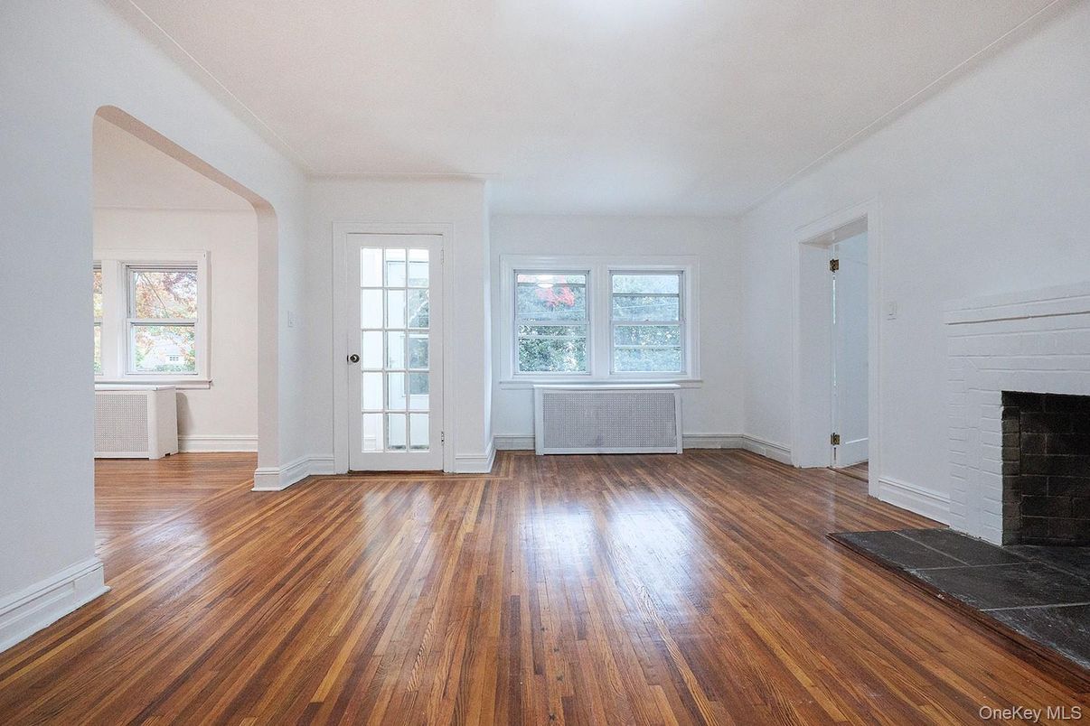Empty room, Fireplace, Interior, Wood Texture Flooring