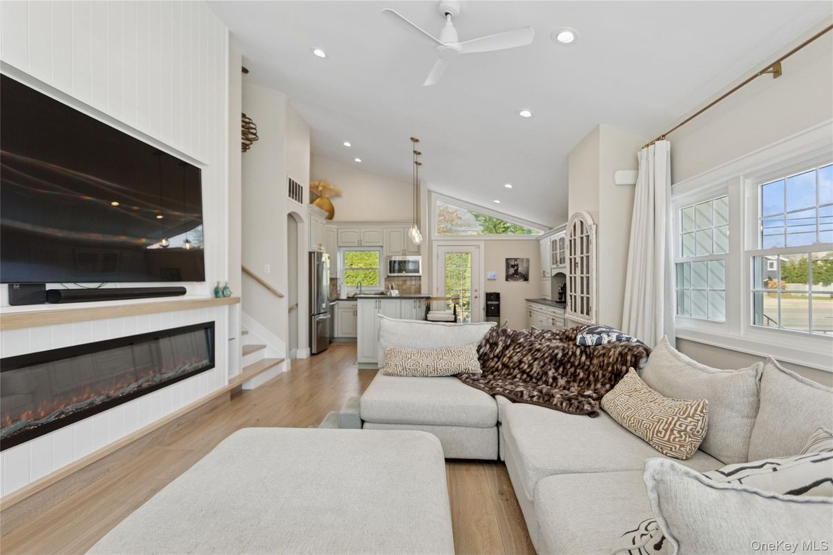 Fireplace, Interior, Kitchen, Living room, Pendant Lights, Recessed Lighting, Wood Texture Flooring