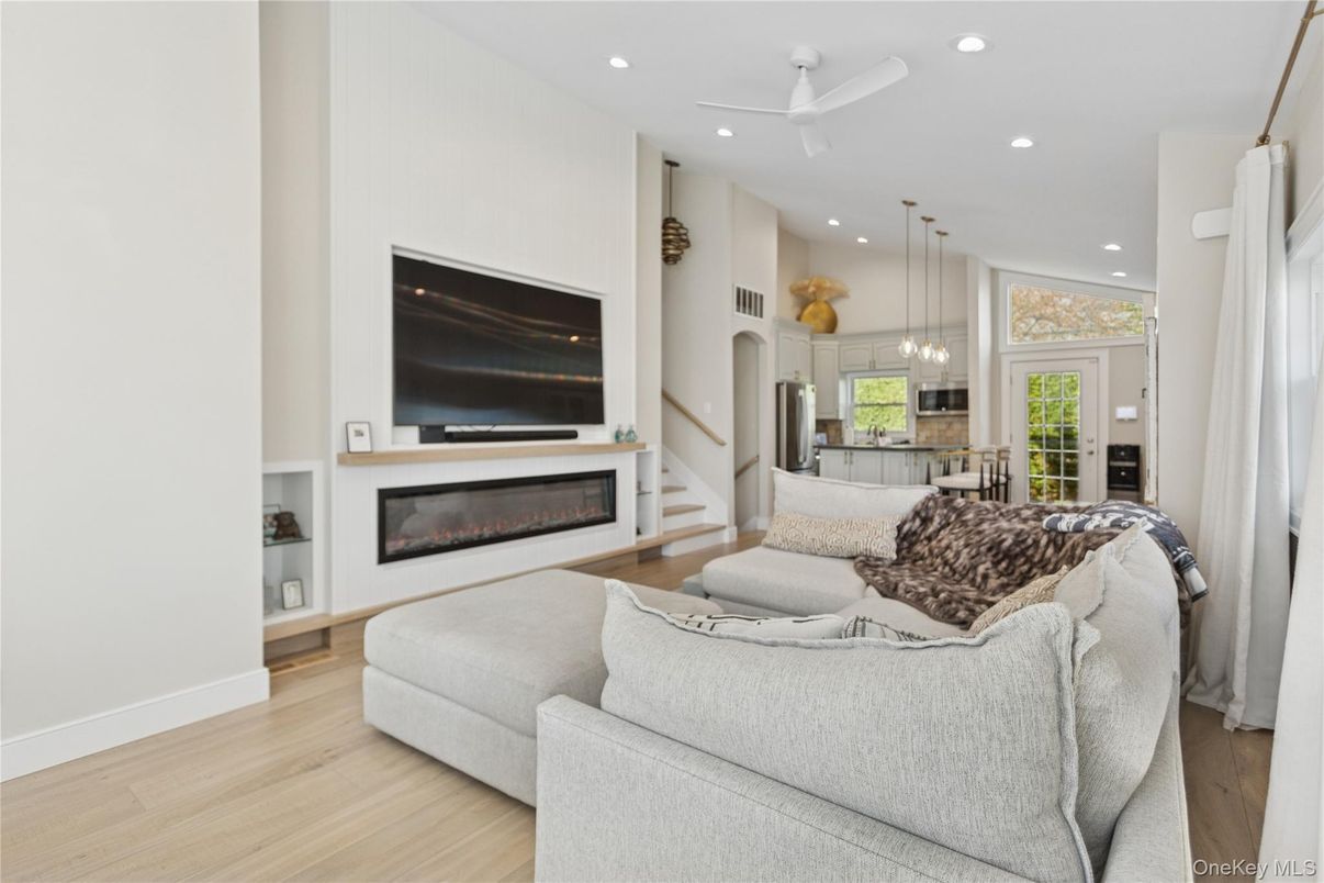 Fireplace, Interior, Kitchen, Living room, Pendant Lights, Recessed Lighting, Wood Texture Flooring