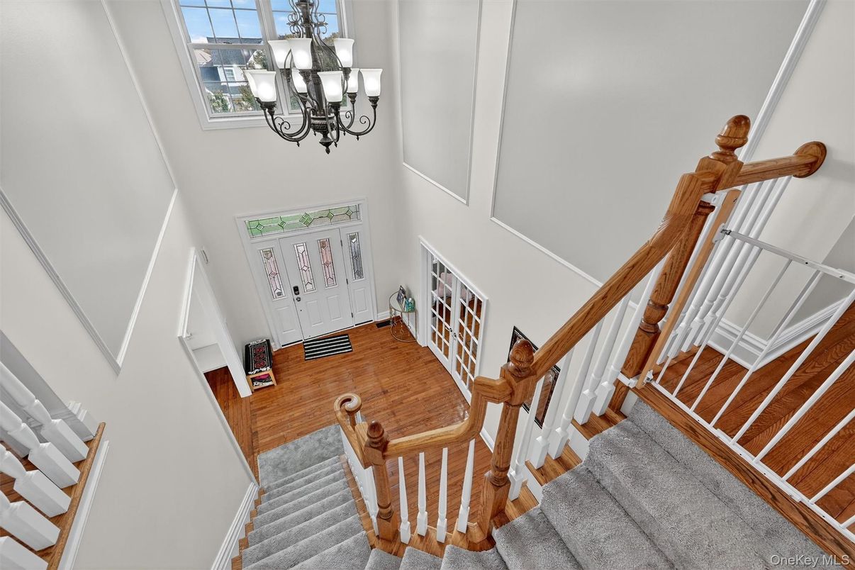 Chandelier, Interior, Wood Texture Flooring