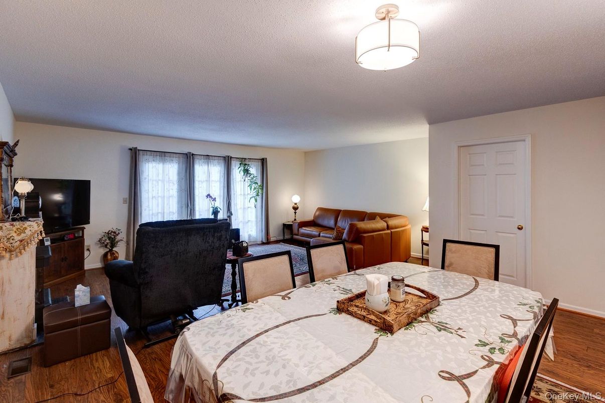Dining room, Interior, Living room, Wood Texture Flooring