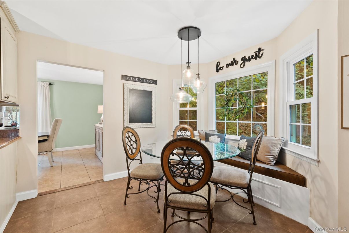 Dining room, Interior, Pendant Lights