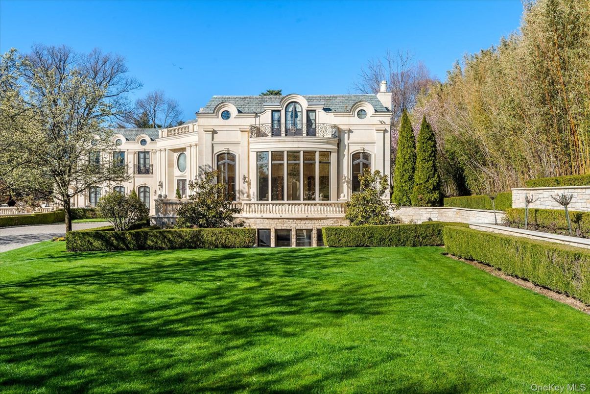 Backyard, Exterior, Facade, French Provincial