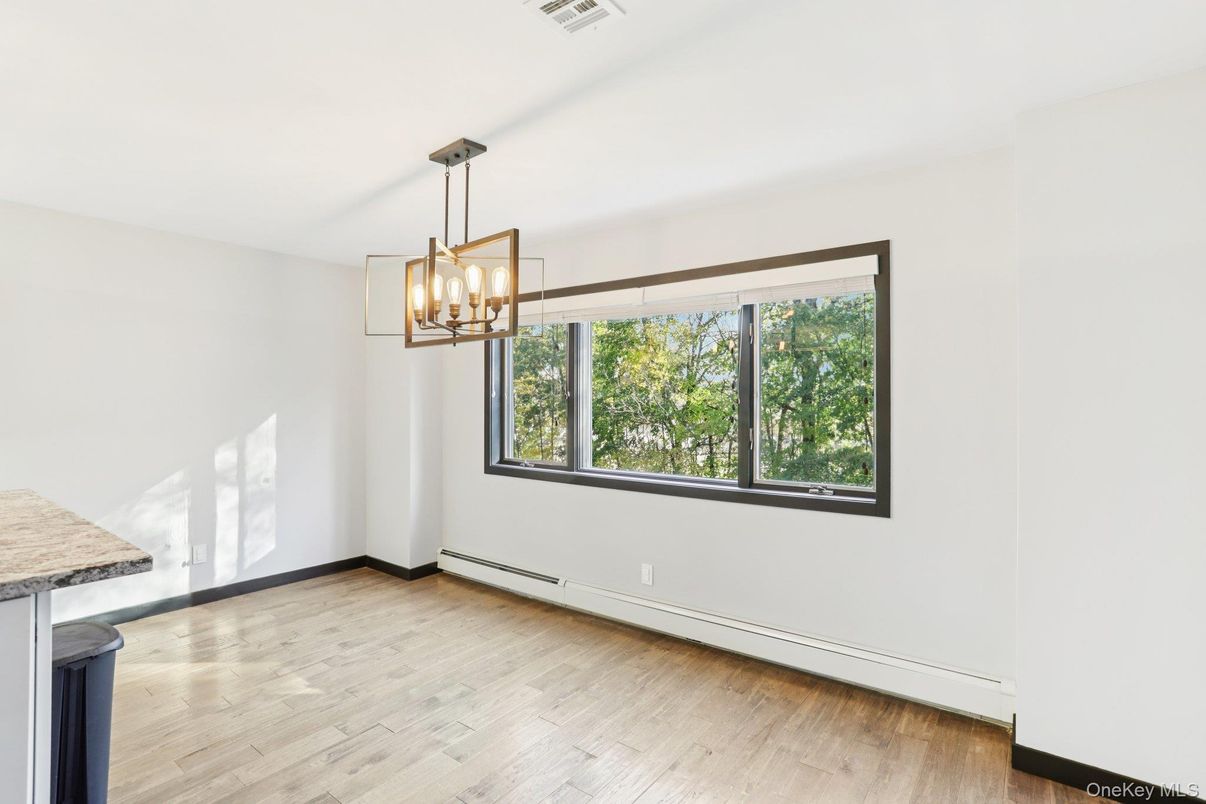 Empty room, Interior, Pendant Lights, Wood Texture Flooring