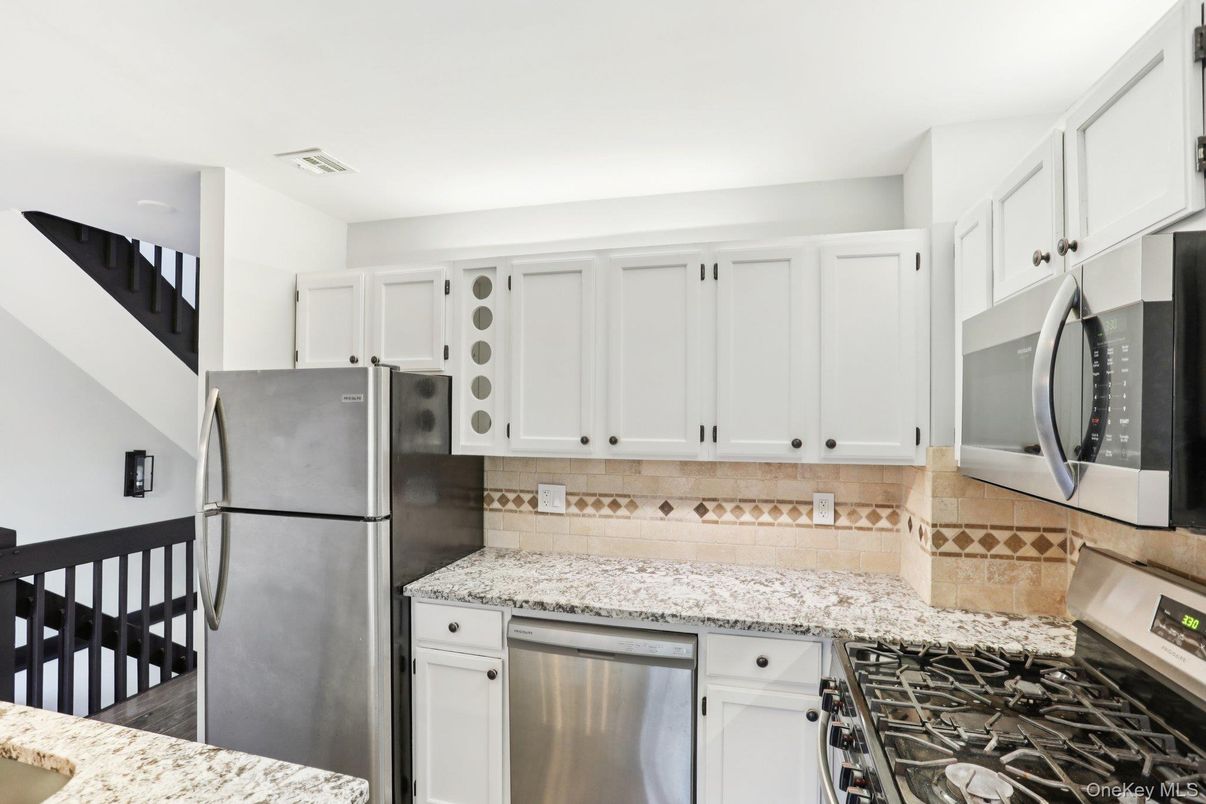 Interior, Kitchen, Stainless Steel Appliances