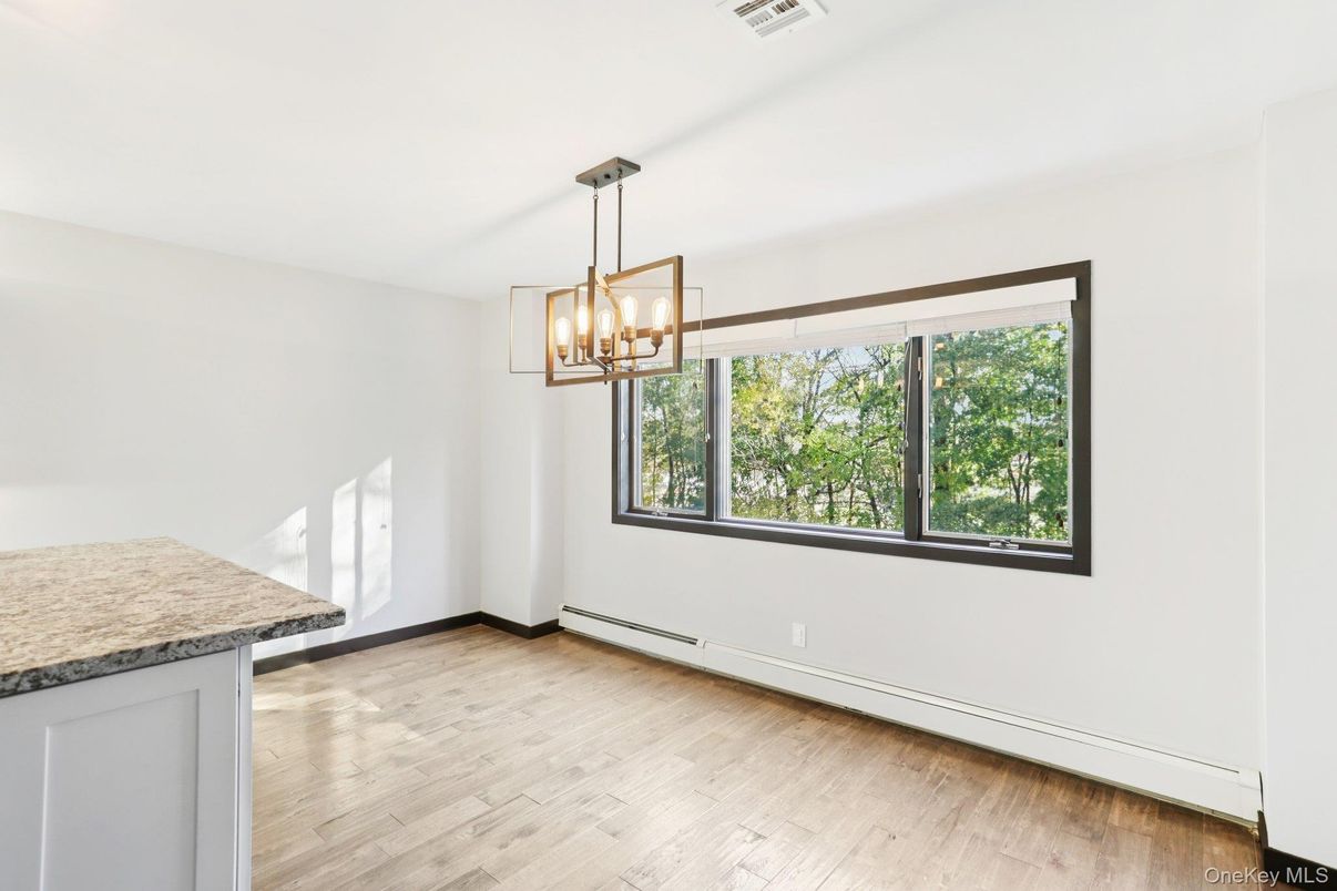 Empty room, Interior, Pendant Lights, Wood Texture Flooring