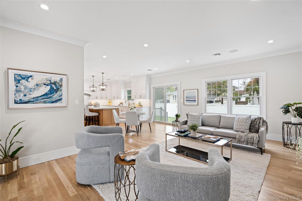 Dining room, Interior, Kitchen, Living room, Pendant Lights, Recessed Lighting, Wood Texture Flooring
