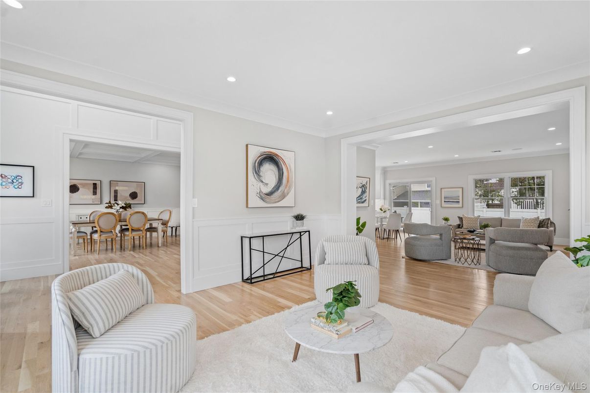 Dining room, Interior, Living room, Recessed Lighting, Wood Texture Flooring