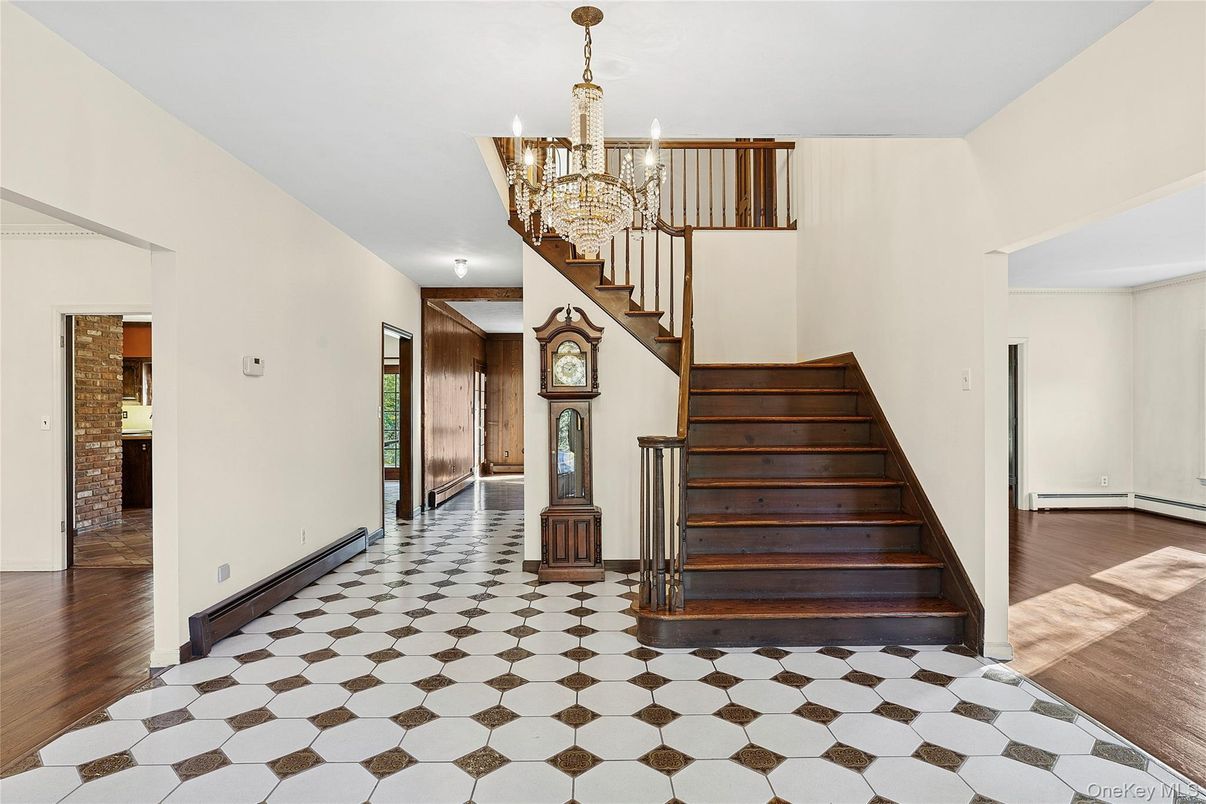 Chandelier, Interior, Wood Texture Flooring