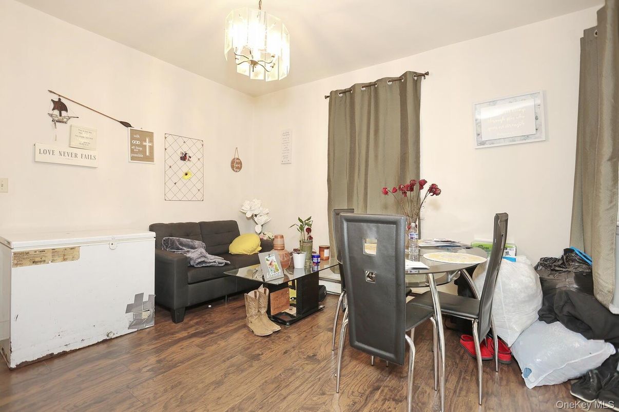 DE Listing image placeholder