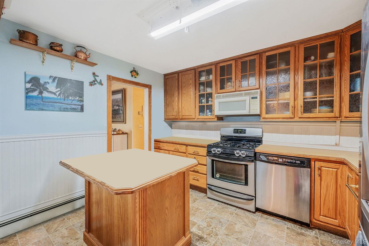 Interior, Kitchen, Stainless Steel Appliances