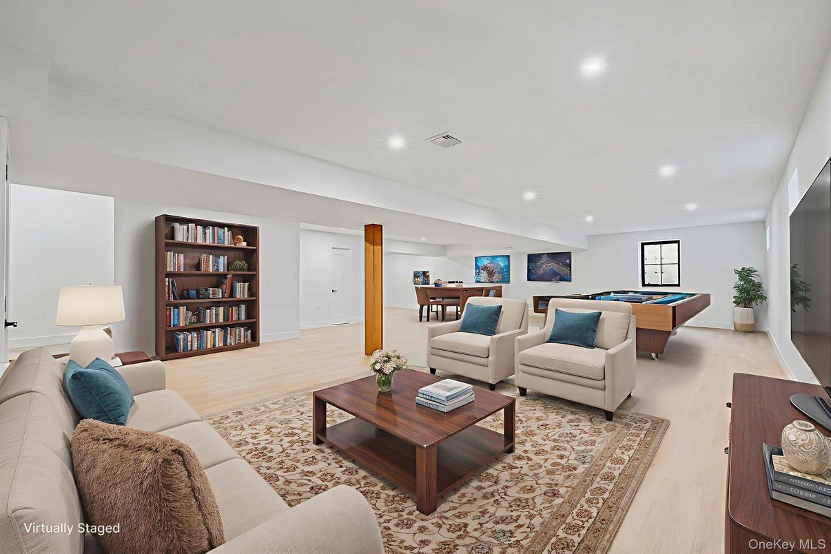 Billiard Table, Game Room, Interior, Living room, Recessed Lighting, Wood Texture Flooring