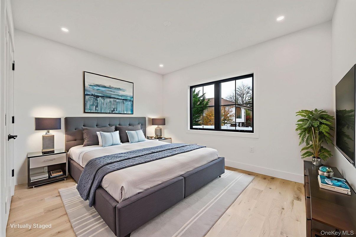 Bedroom, Interior, Recessed Lighting, Wood Texture Flooring