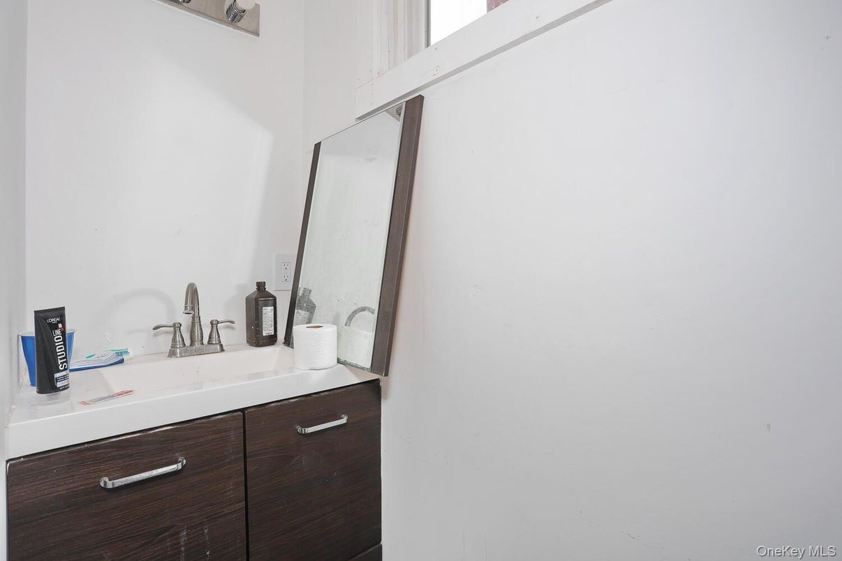 DE Listing image placeholder