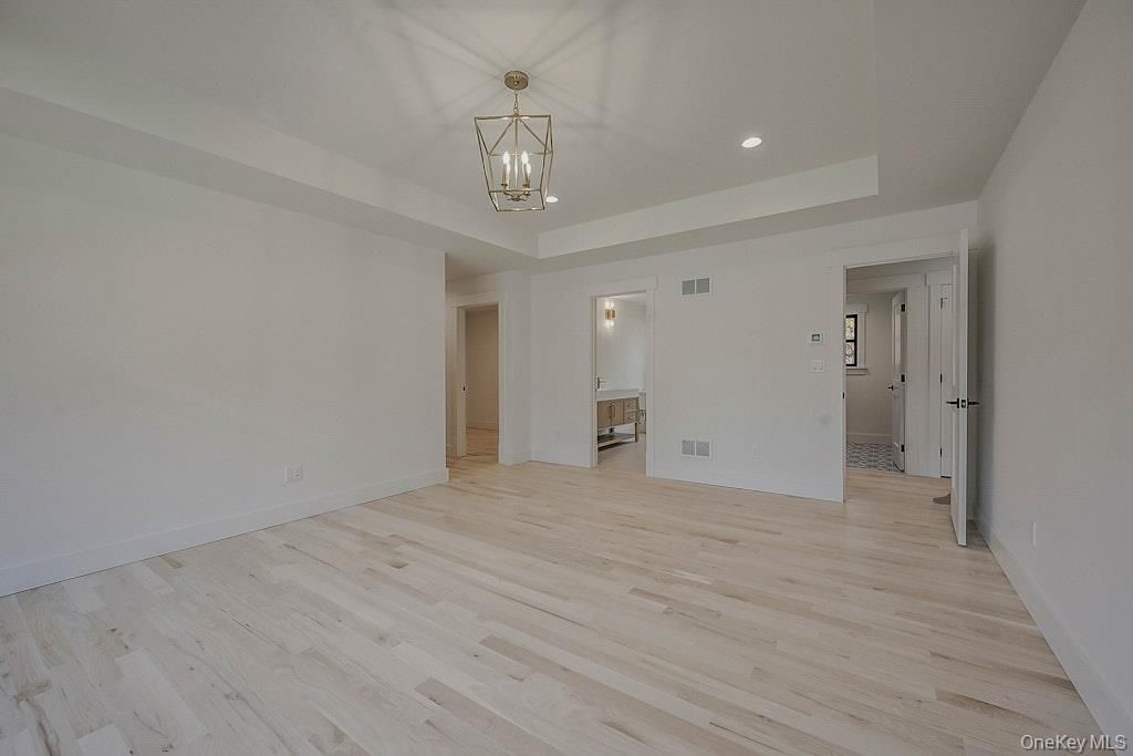 Empty room, Interior, Pendant Lights, Recessed Lighting, Wood Texture Flooring