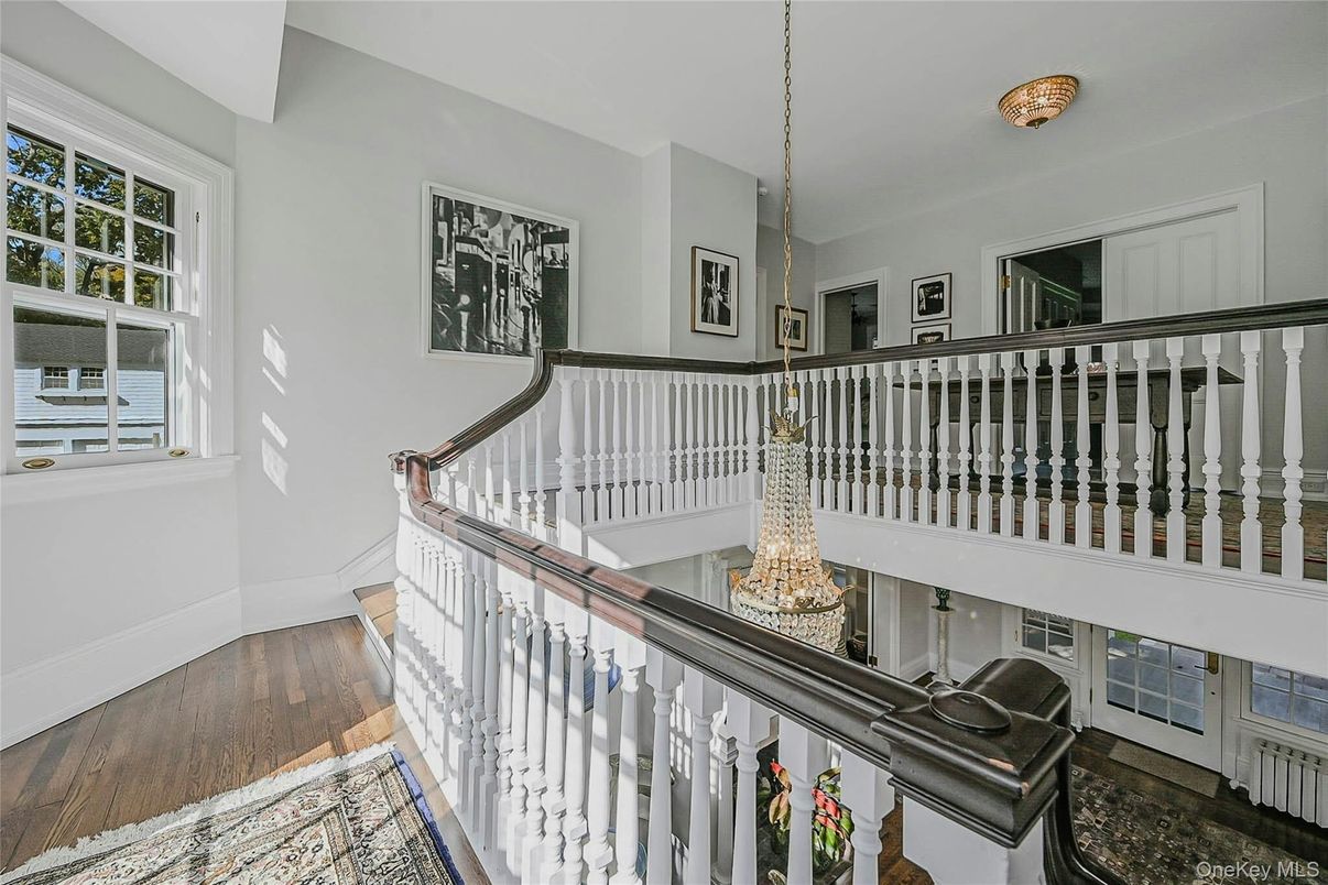 Chandelier, Interior, Wood Texture Flooring