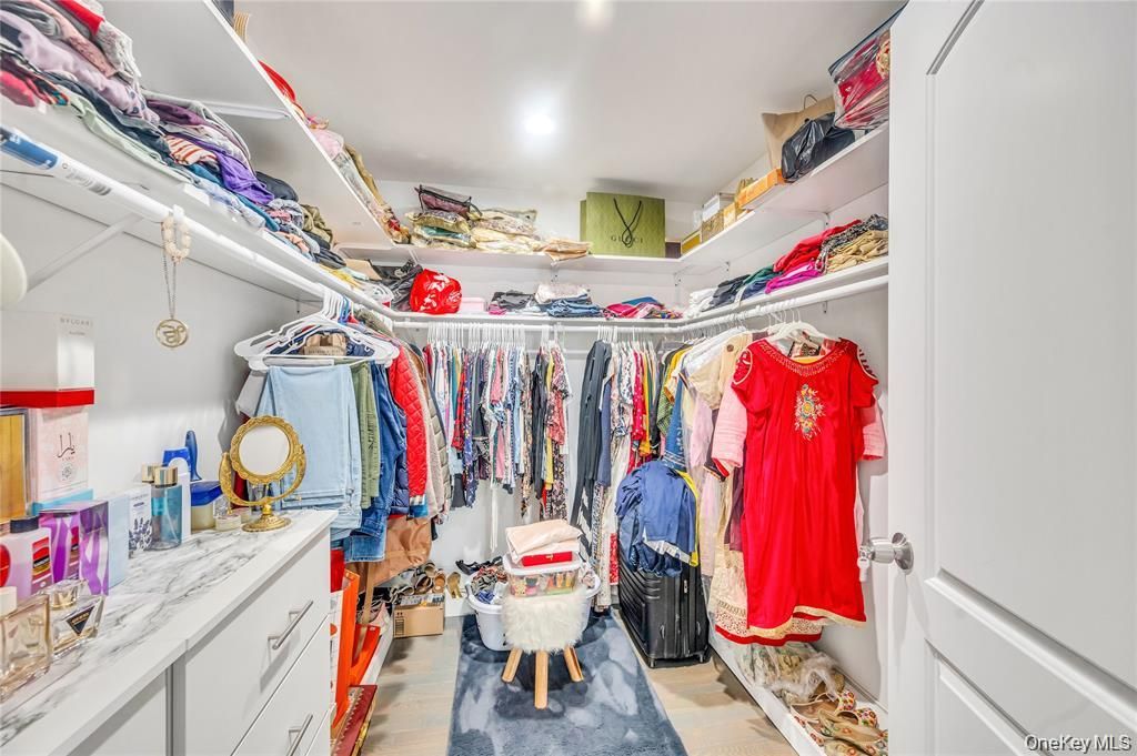 Interior, Recessed Lighting, Walk-in Closets, Wood Texture Flooring