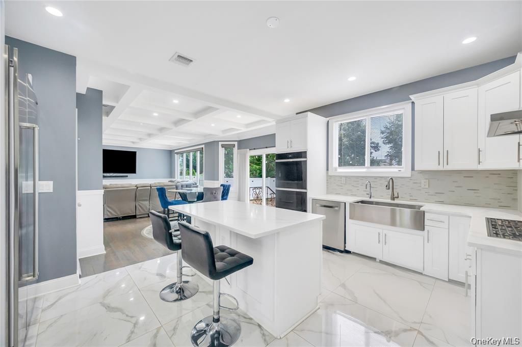 Interior, Kitchen, Living room, Marble, Recessed Lighting, Stainless Steel Appliances