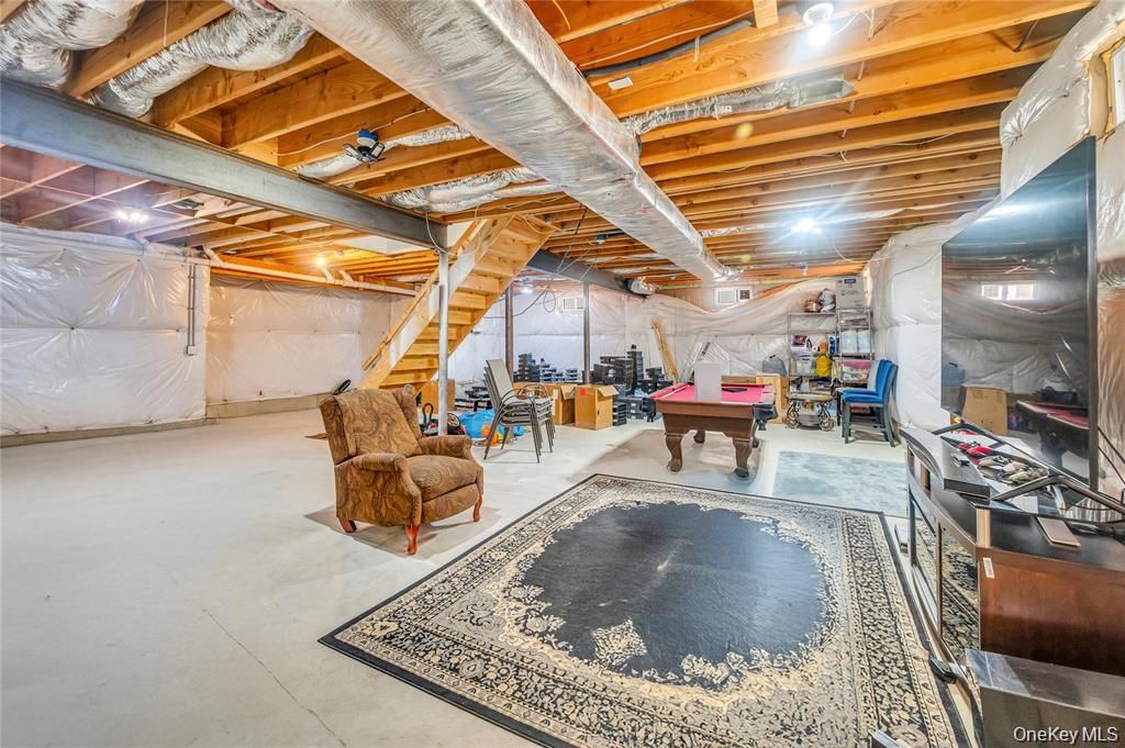 Billiard Table, Game Room, Interior, Wooden Beams
