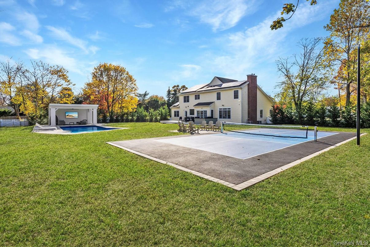 Backyard, Exterior, Pool