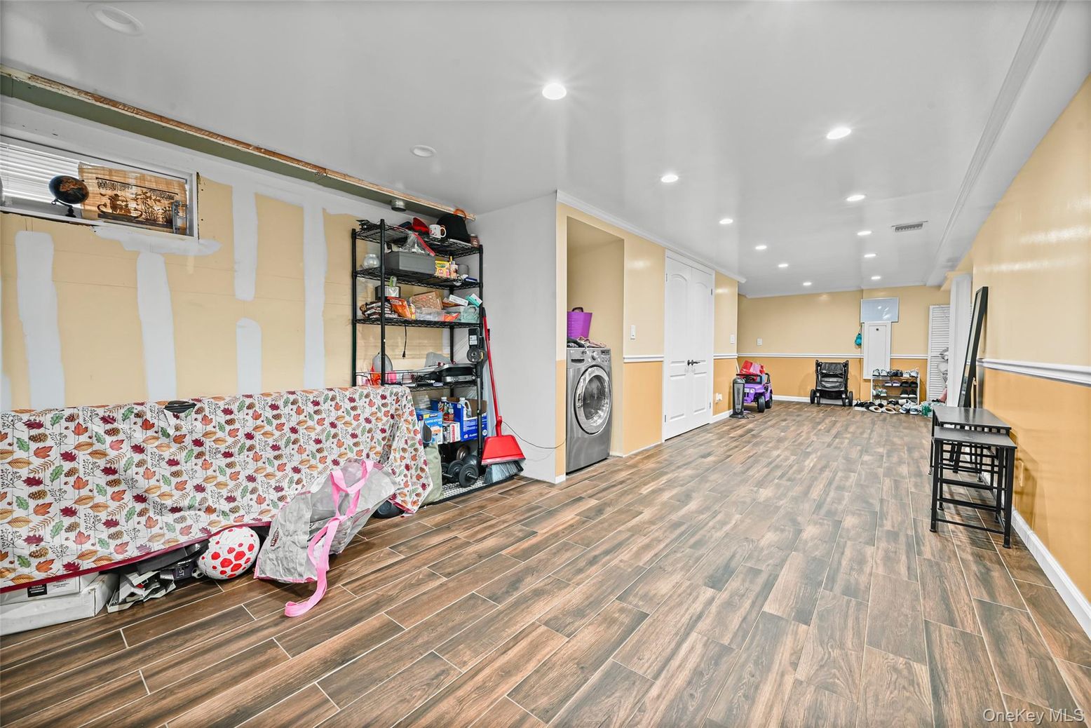 Interior, Recessed Lighting, Utility Closets, Washer, Wood Texture Flooring