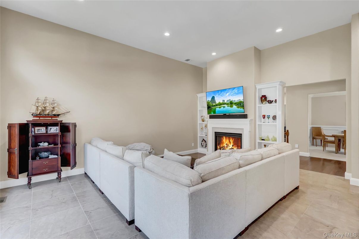 Fireplace, Interior, Living room, Recessed Lighting