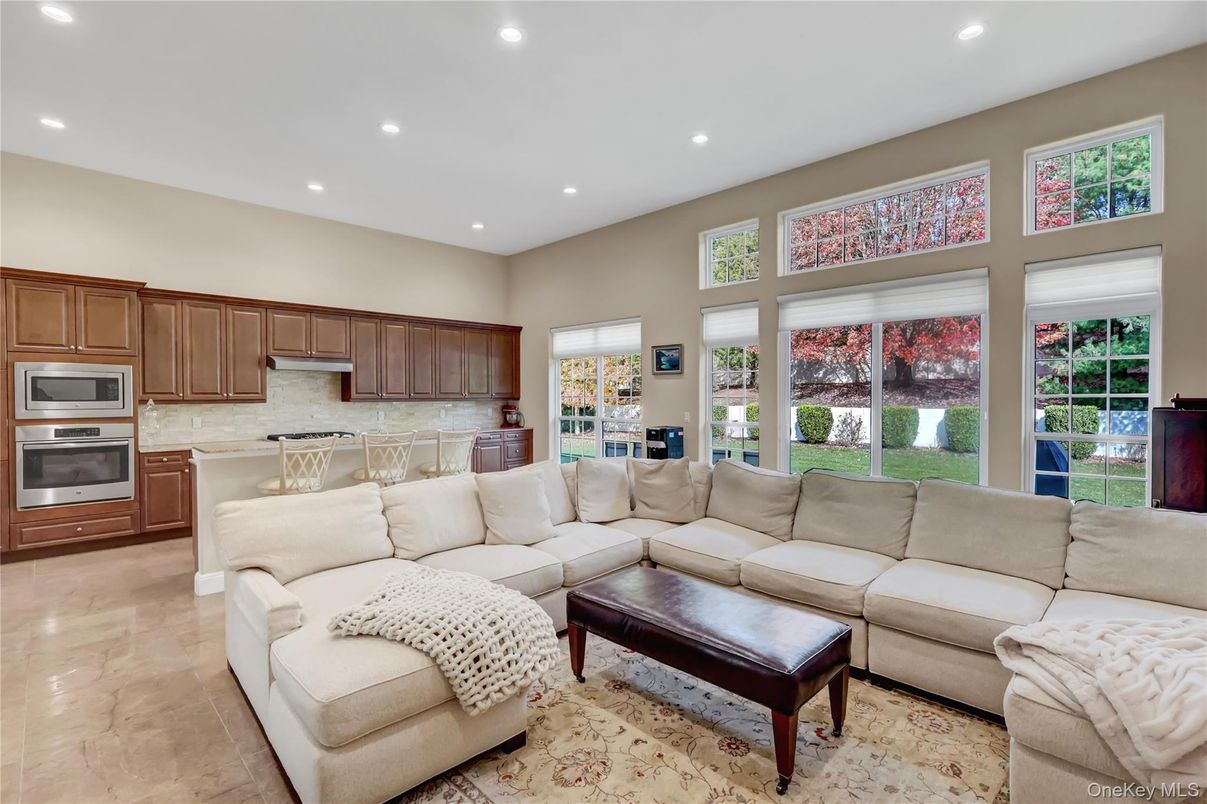 Interior, Kitchen, Living room, Recessed Lighting