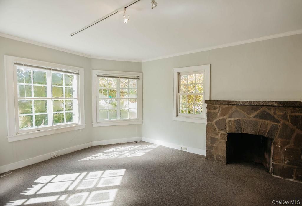 Empty room, Fireplace, Interior