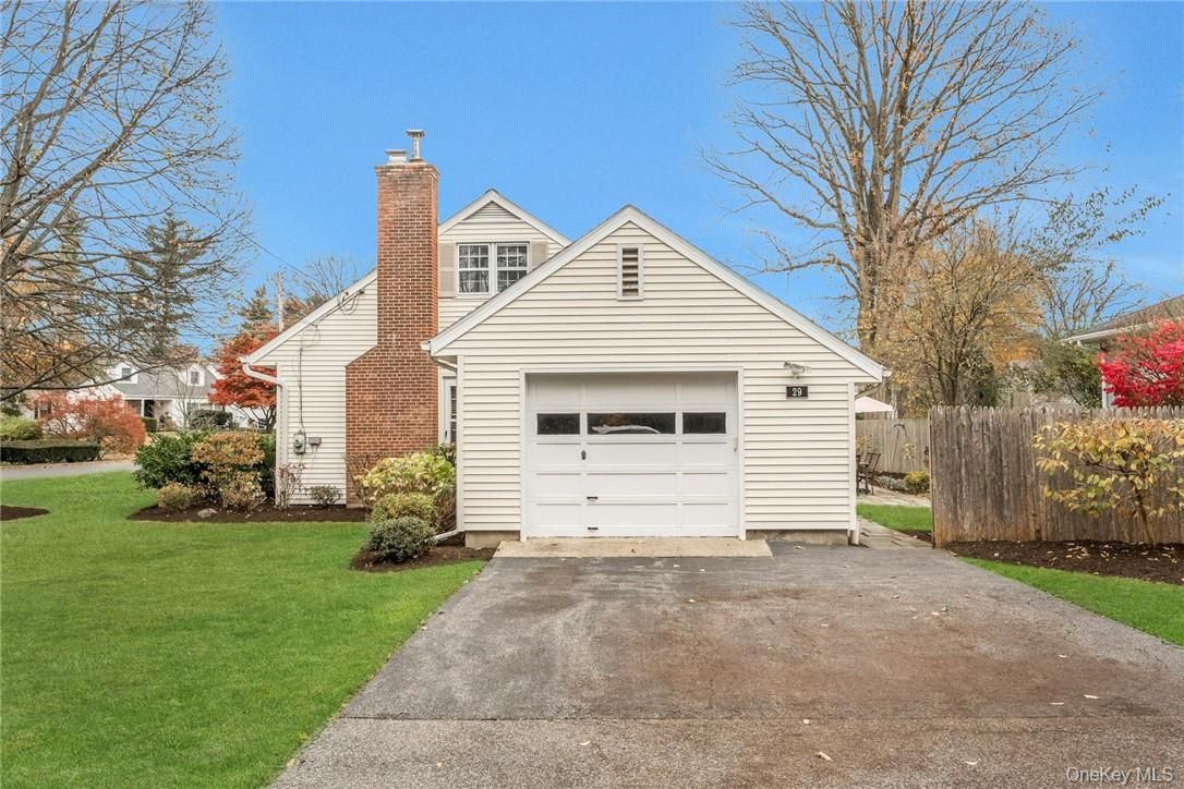 Backyard, Detached Garage, Exterior