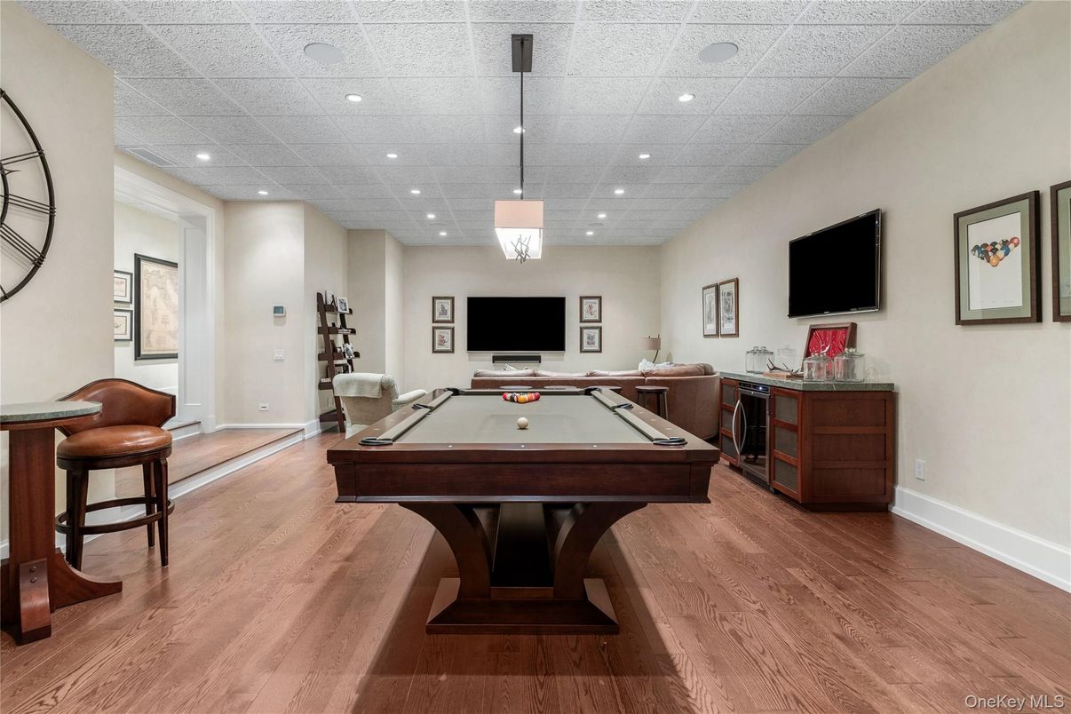 Billiard Table, Game Room, Interior, Pendant Lights, Recessed Lighting, Wood Texture Flooring