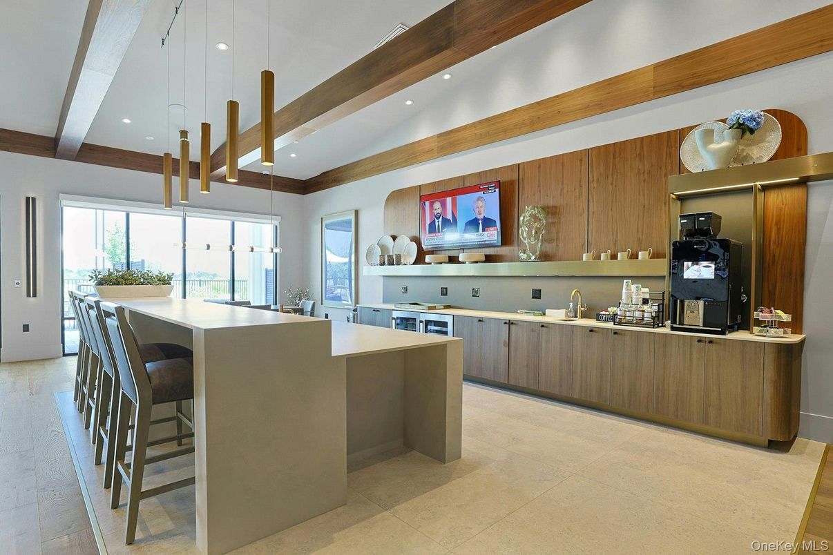 Interior, Kitchen, Pendant Lights, Recessed Lighting, Wooden Beams