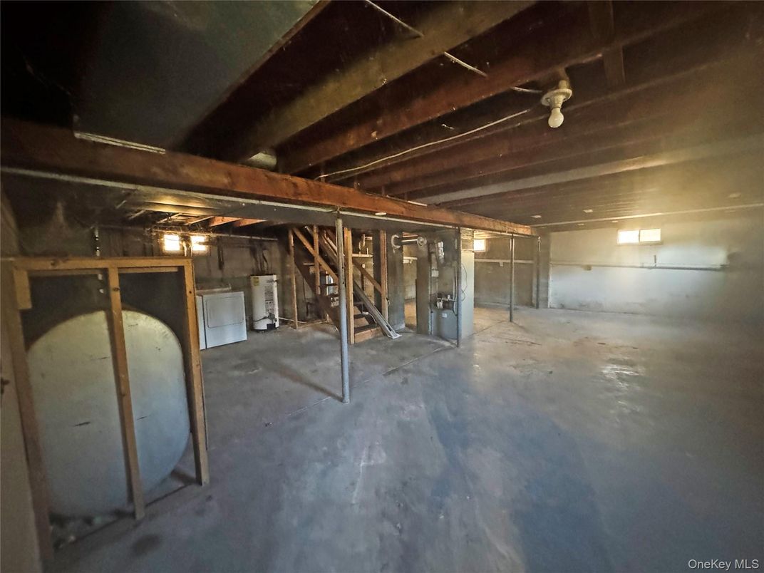 Interior, Wooden Beams