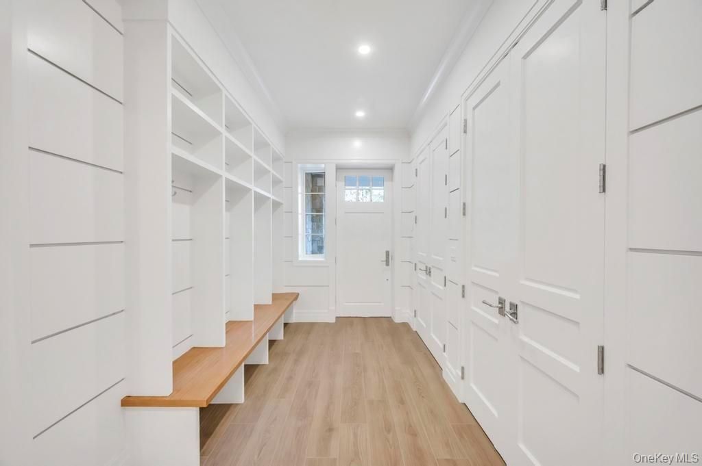 Interior, Recessed Lighting, Walk-in Closets, Wood Texture Flooring