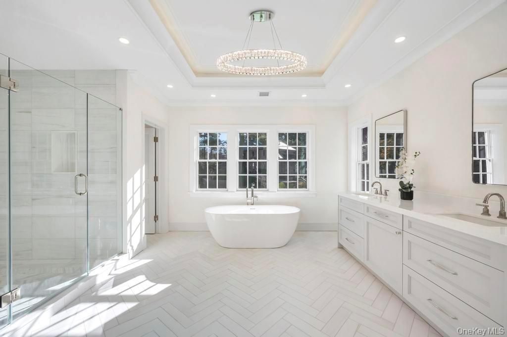 Bathroom, Dual Sink Vanities, Free Standing Baths, Glass Shower, Interior, Pendant Lights, Recessed Lighting