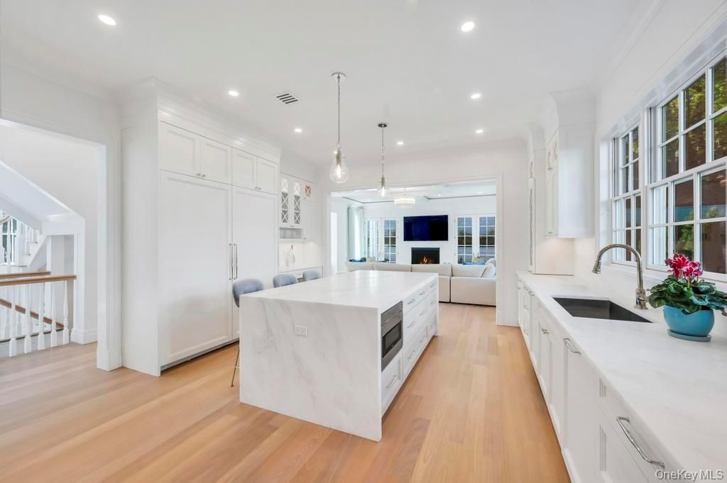 Fireplace, Interior, Kitchen, Living room, Pendant Lights, Recessed Lighting, Wood Texture Flooring