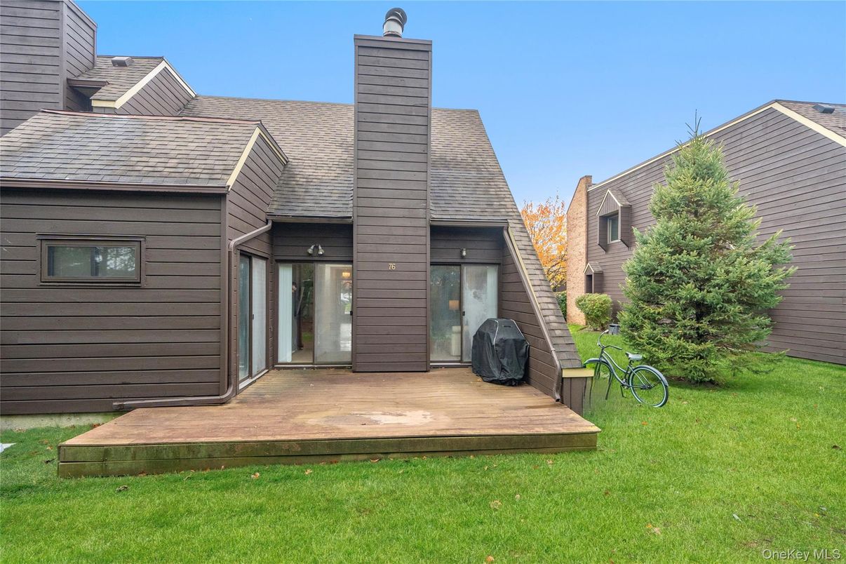 Exterior, Facade, A Frame