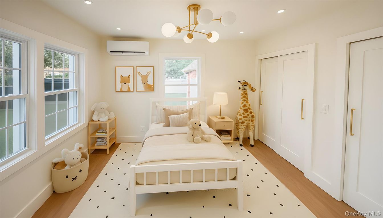Bedroom, Interior, Pendant Lights, Recessed Lighting, Wood Texture Flooring