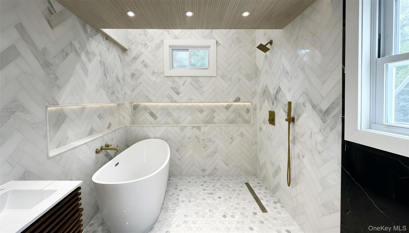 Bathroom, Free Standing Baths, Interior, Marble Walls, Recessed Lighting