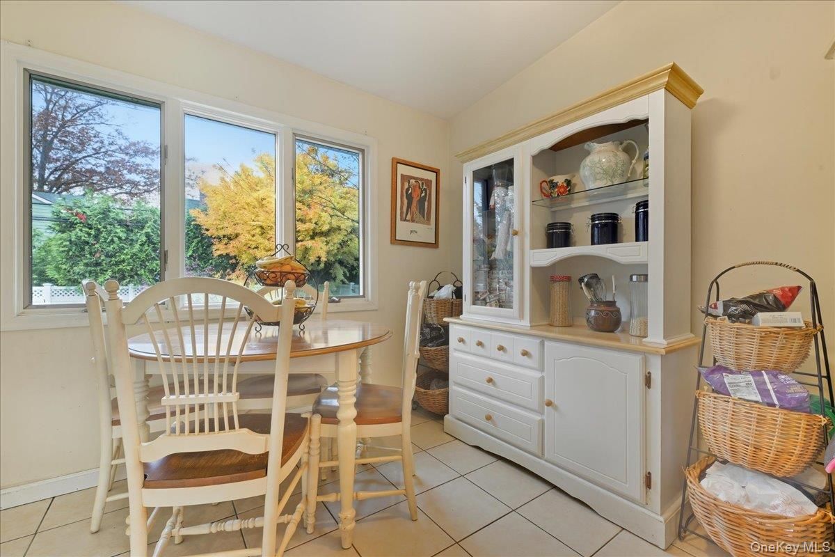 Dining room, Interior