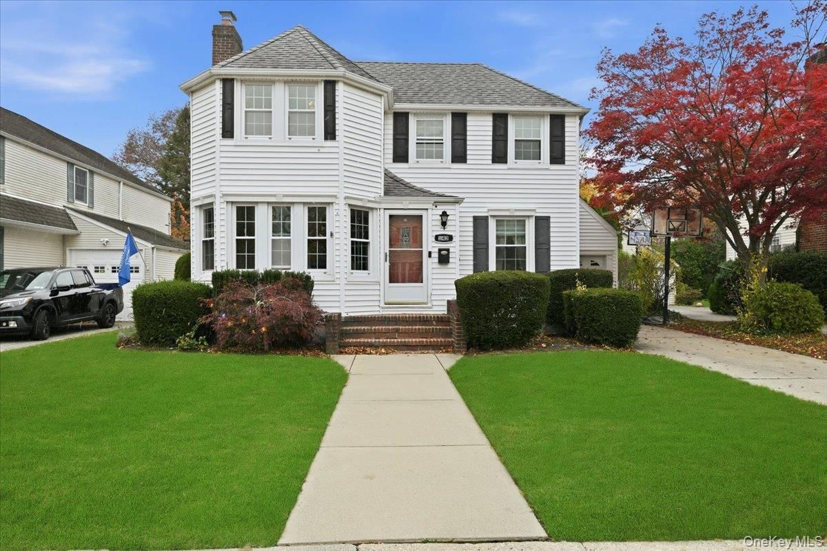 Exterior, Facade, Georgian