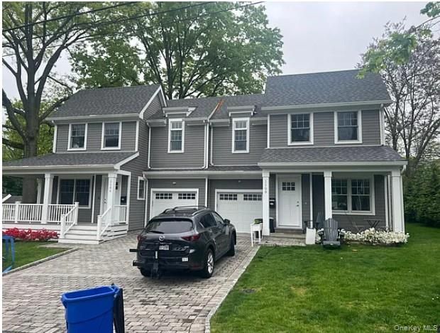 Attached, Exterior, Facade, Rowhouse